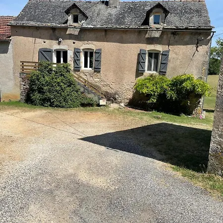 بيت للعطل Entre Lot Et Aveyron Piscine *